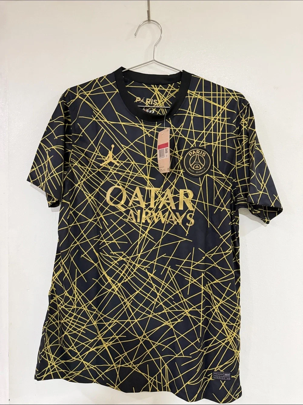 Messi Paris Saint-Germain Black & Gold Graphic Men’s Soccer Jersey